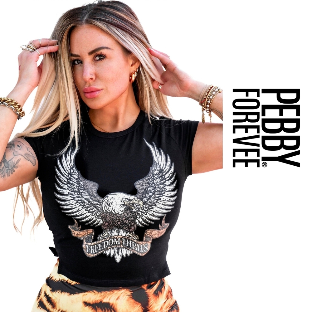Pebee Forevee - FREEDOM THRILLS GRAPHIC BABY TEE - Size Small - Picture 6 of 6